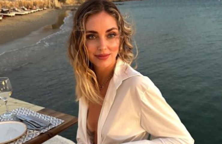 Chiara Ferragni mare vacanza grecia